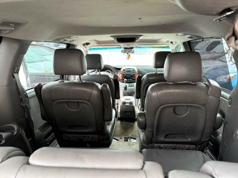 2005 Toyota Sienna Image 18