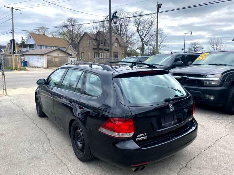2010 Volkswagen Jetta Image 12