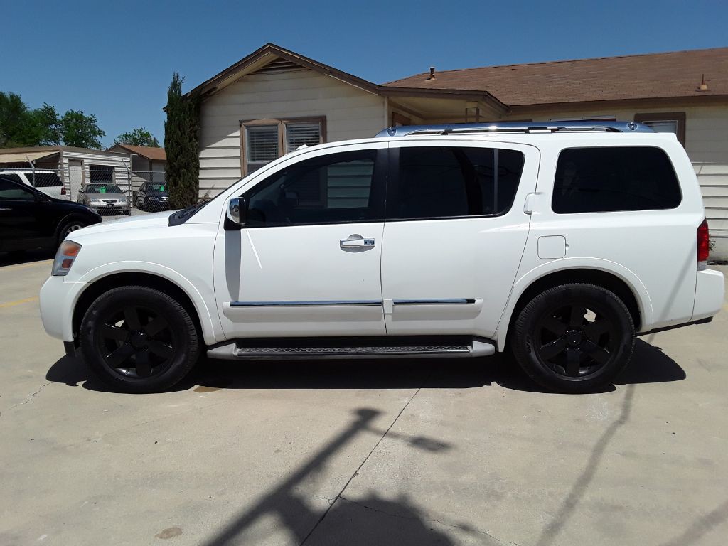 2010 Nissan Armada Image 4