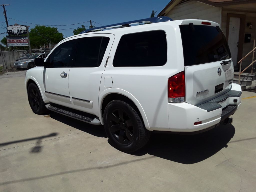 2010 Nissan Armada Image 8
