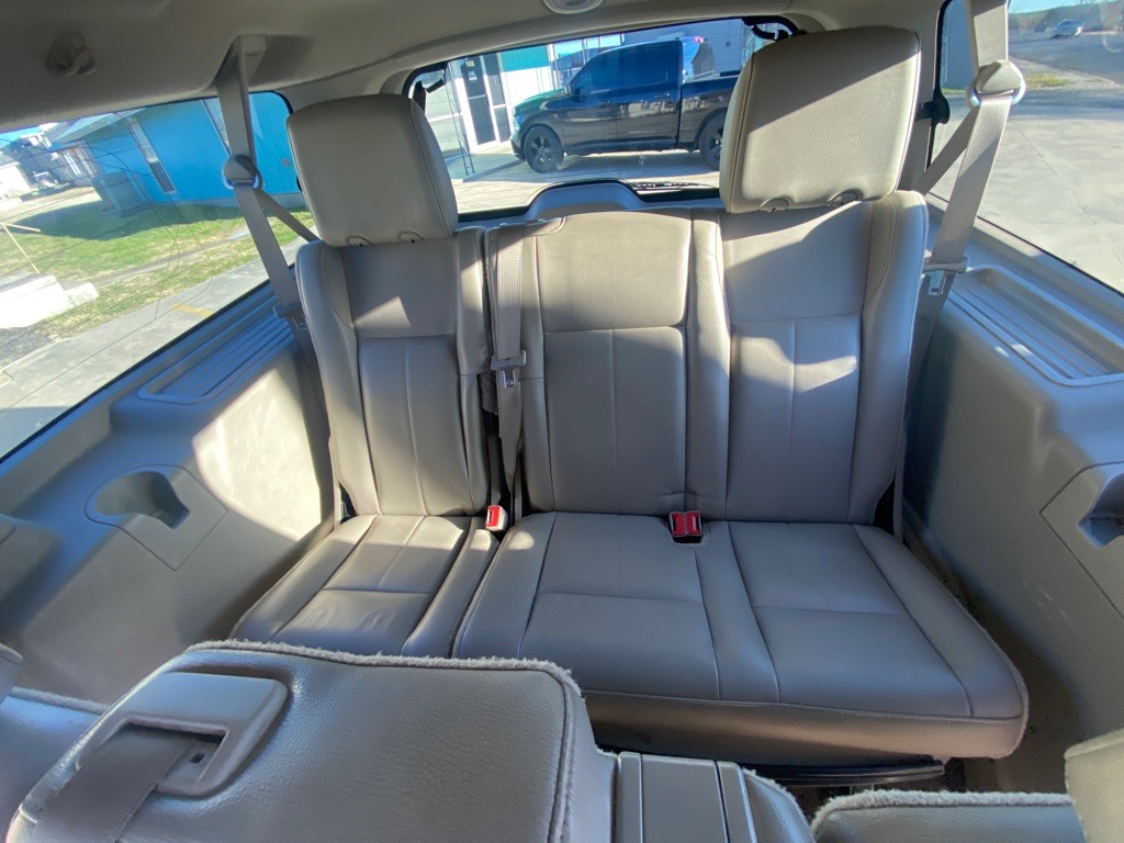 2008 Ford Expedition Image 10