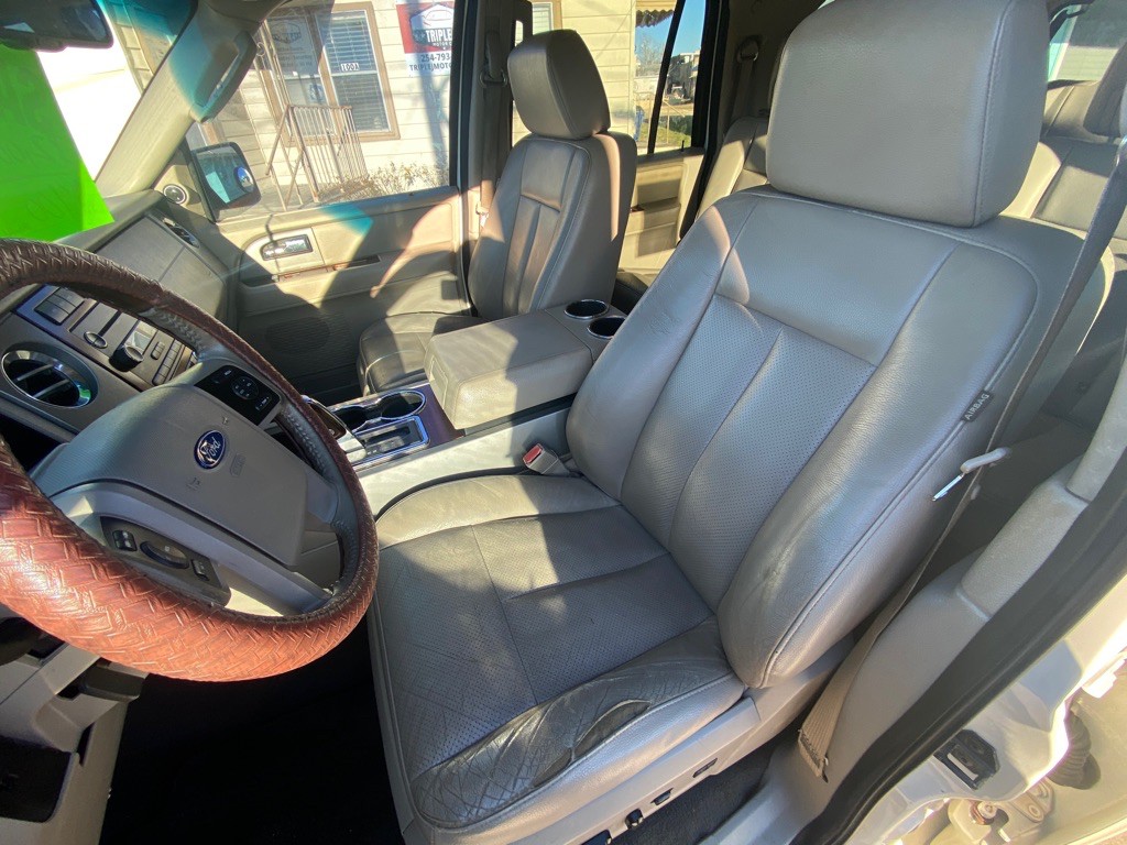 2008 Ford Expedition Image 11