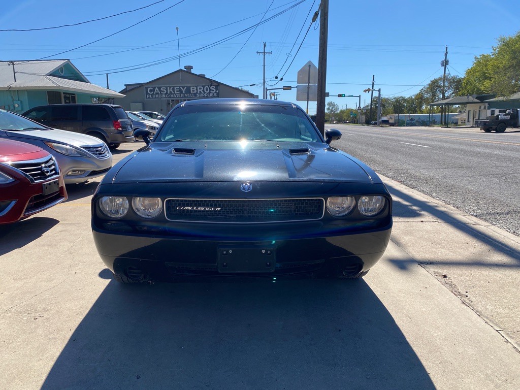 2010 Dodge Challenger Image 3