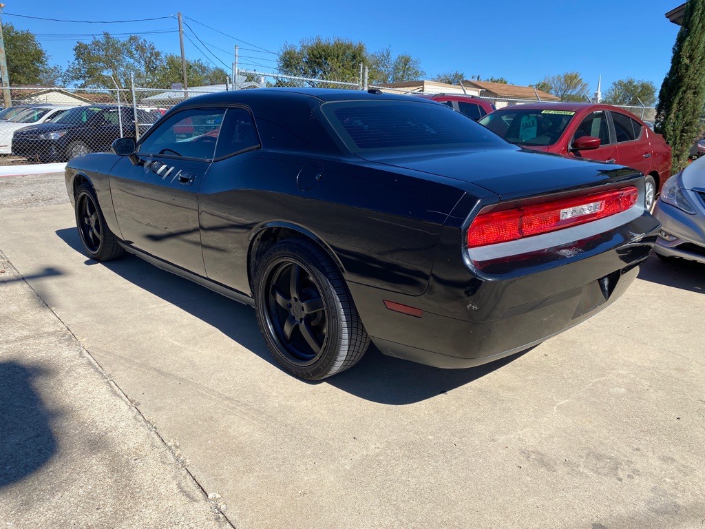 2010 Dodge Challenger Image 7