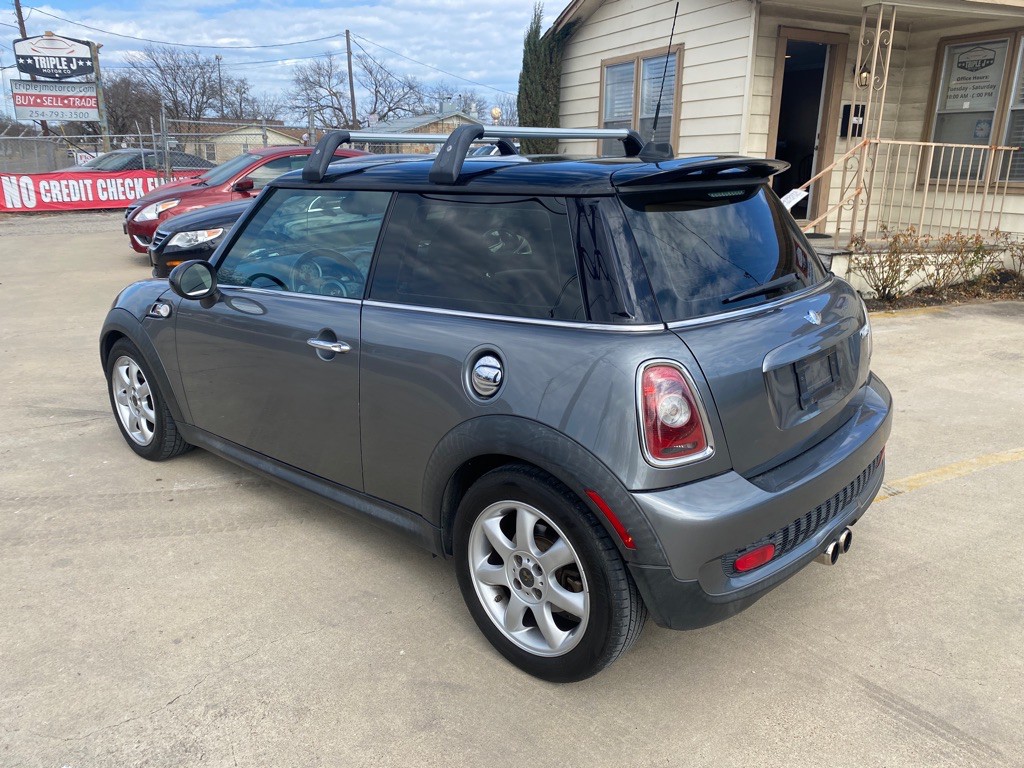 2009 MINI Cooper Image 6