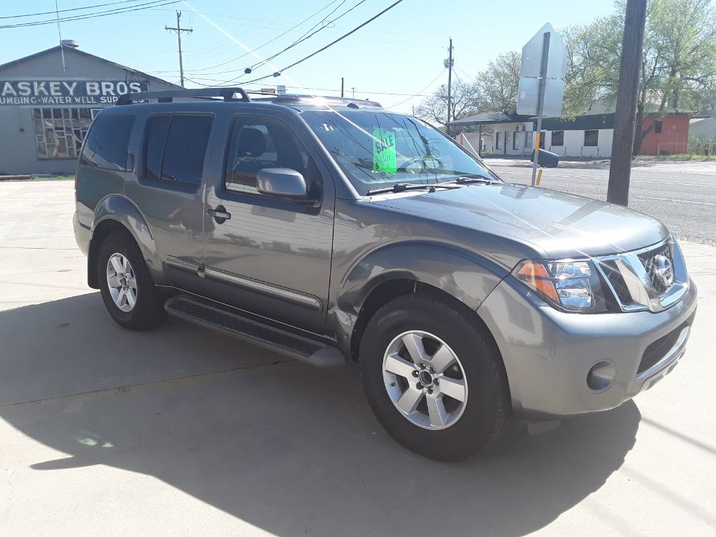 2008 Nissan Pathfinder Image 2