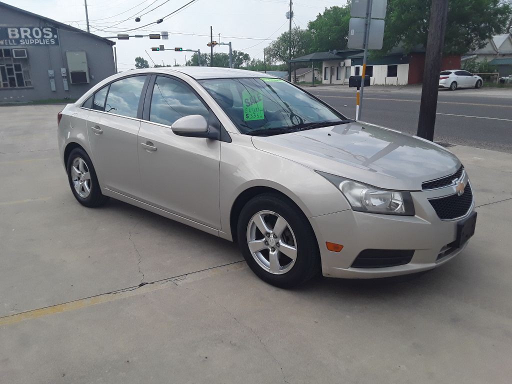 2012 Chevrolet Cruze Image 2