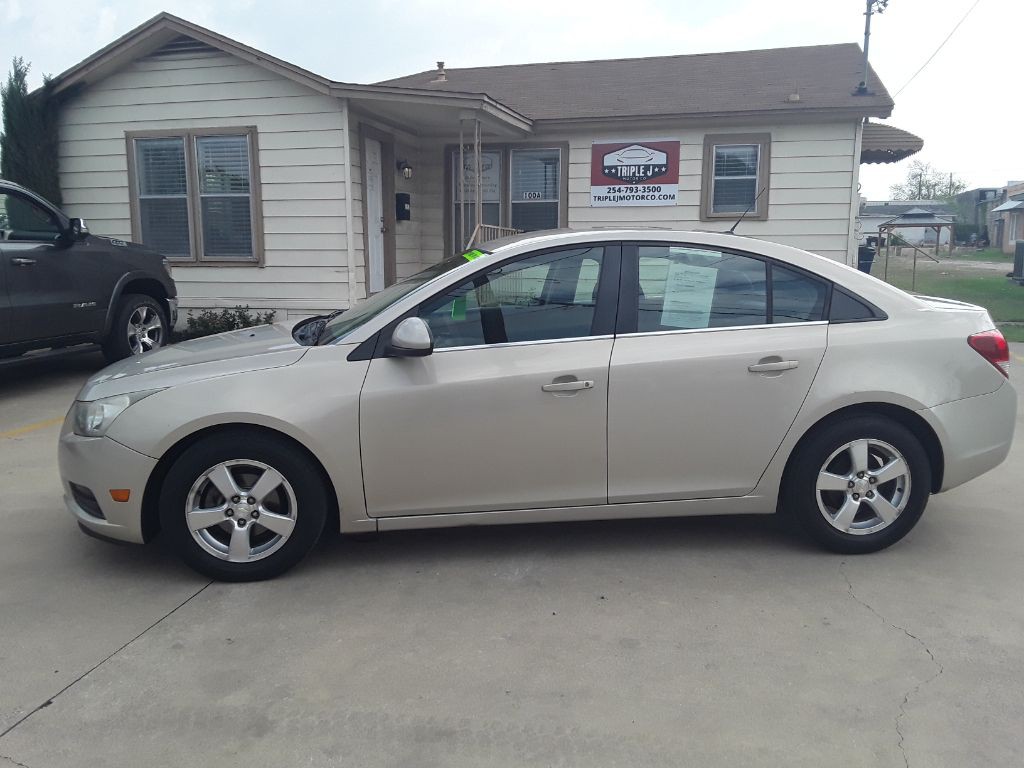 2012 Chevrolet Cruze Image 4