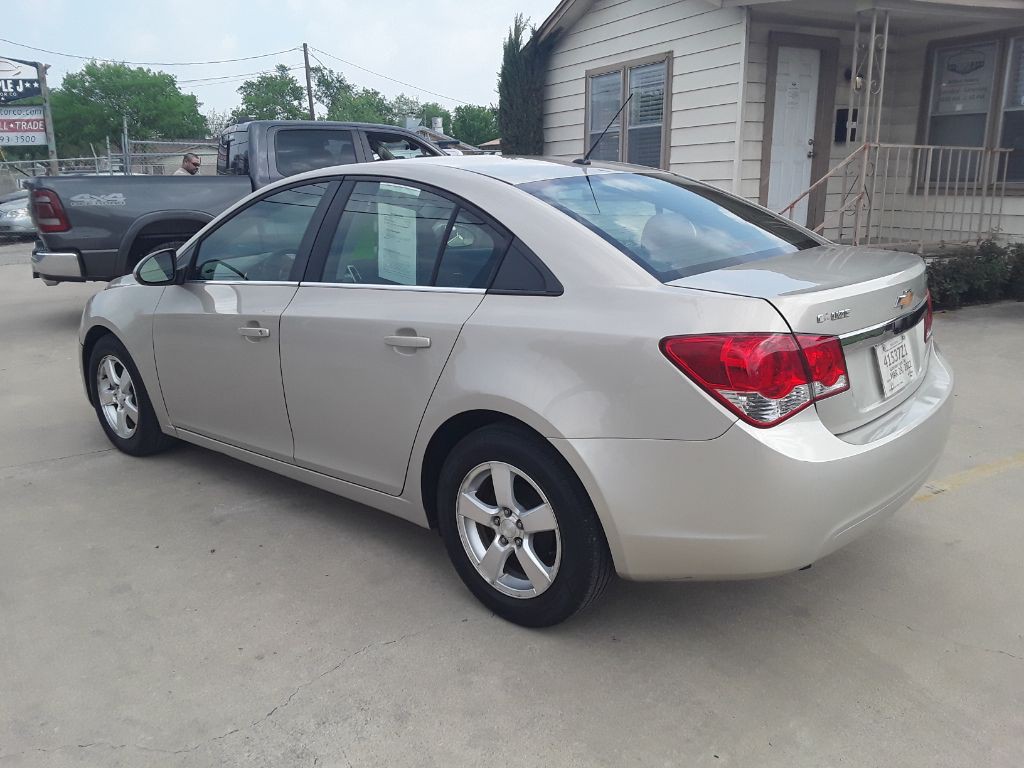 2012 Chevrolet Cruze Image 7
