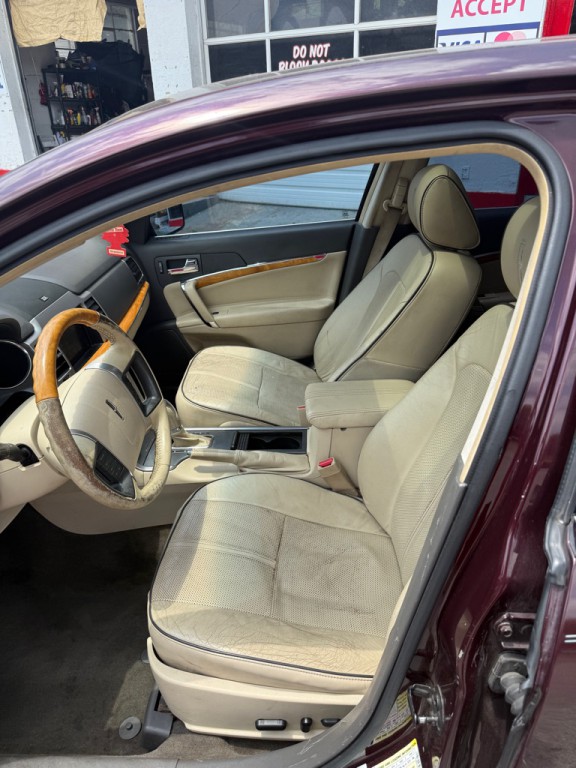 2011 Lincoln MKZ Image 6