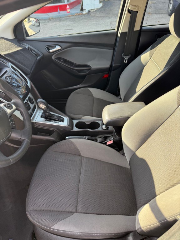 2013 Ford Focus Image 10