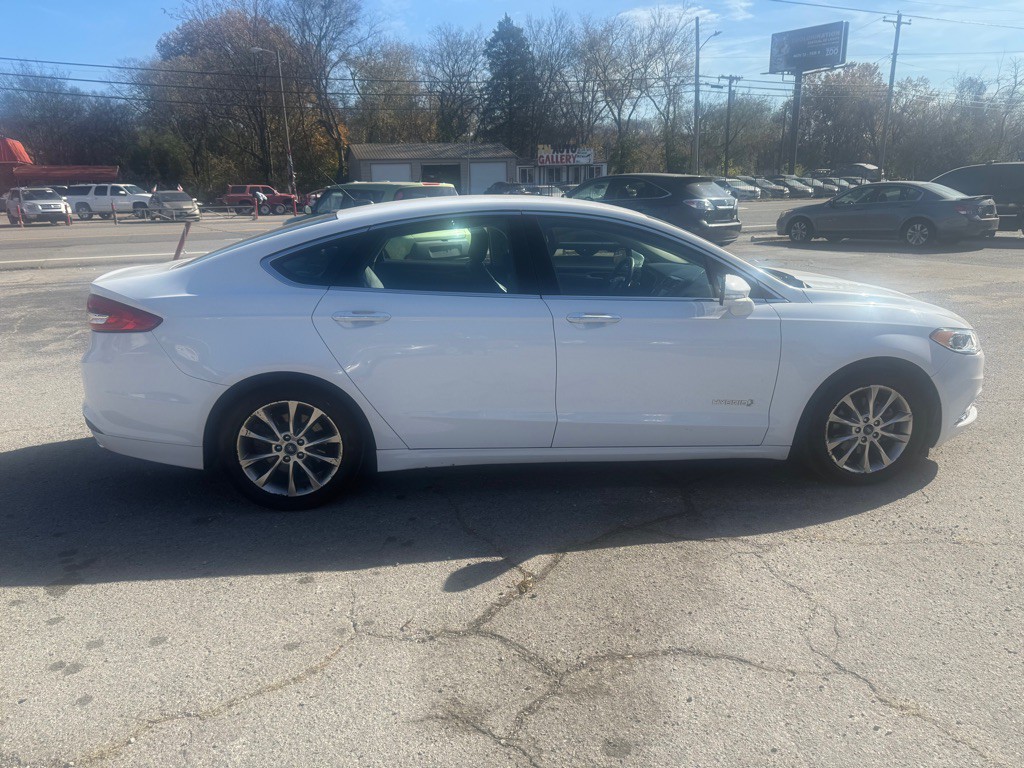 2017 Ford Fusion Image 6