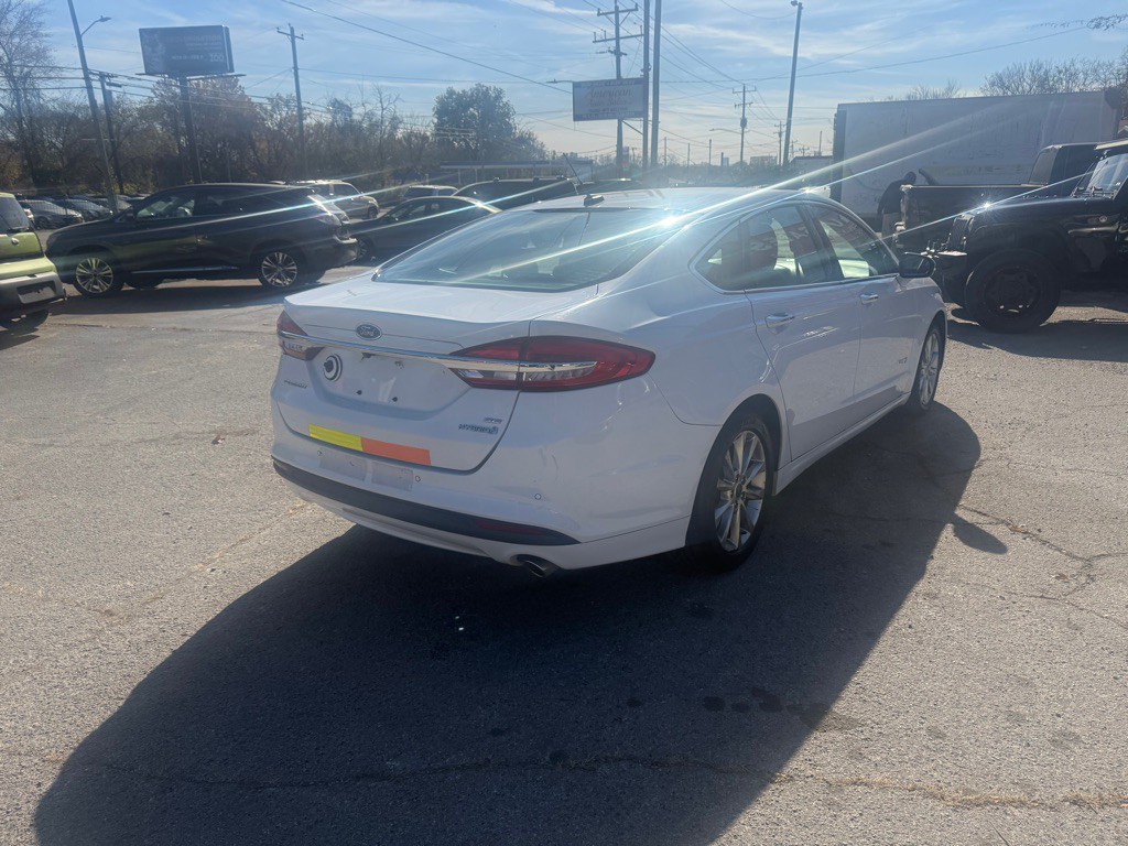 2017 Ford Fusion Image 8