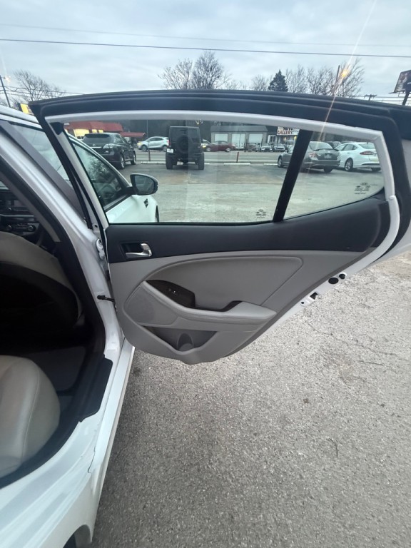 2015 Kia Optima Image 23