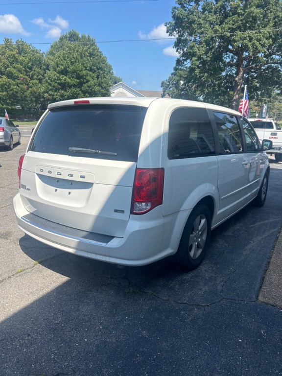 2013 Dodge Grand Caravan Image 4