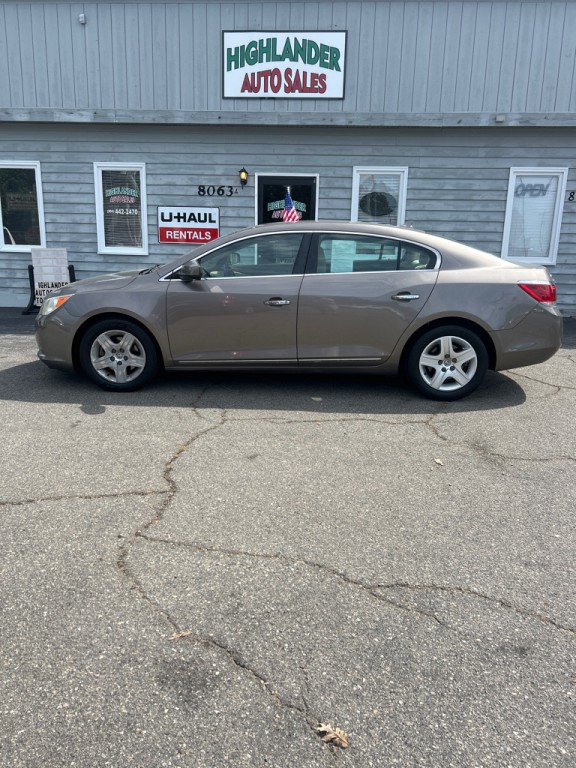 2010 Buick Lacrosse Image 1