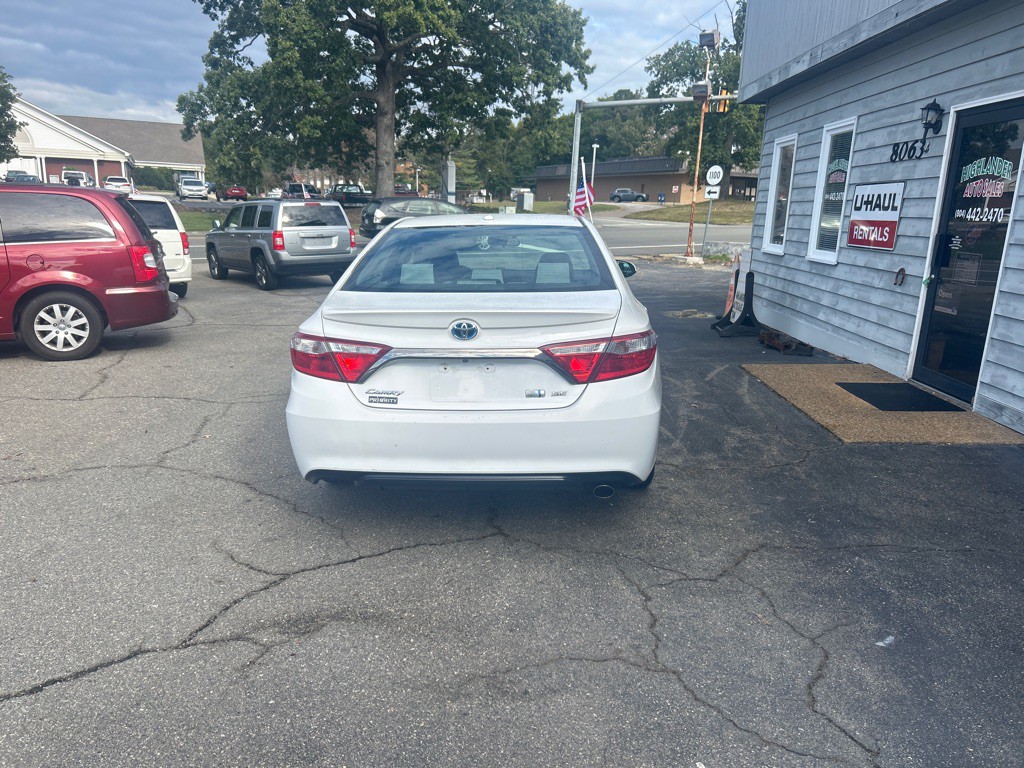 2015 Toyota Camry Image 3
