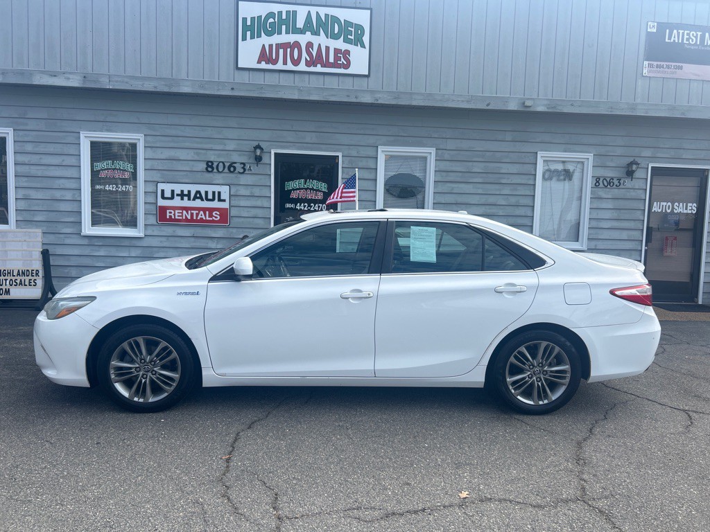 2015 Toyota Camry Image 16