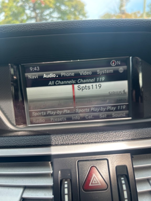 2013 Mercedes-Benz E-Class Image 18