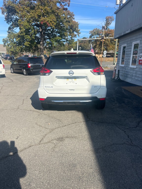 2020 Nissan Rogue Image 5