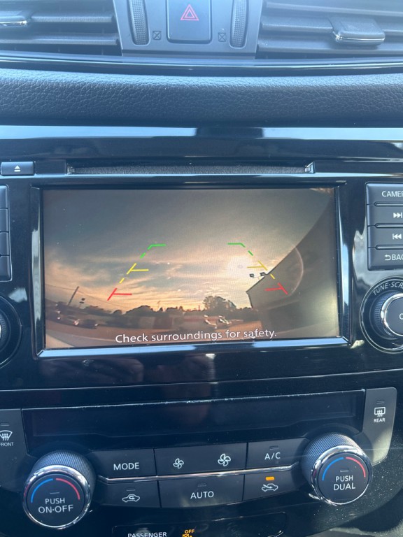 2020 Nissan Rogue Image 10