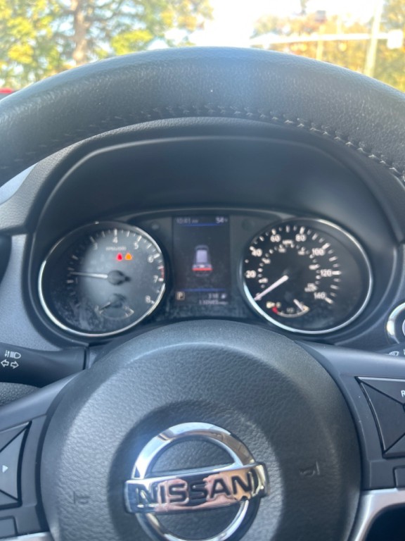 2020 Nissan Rogue Image 18