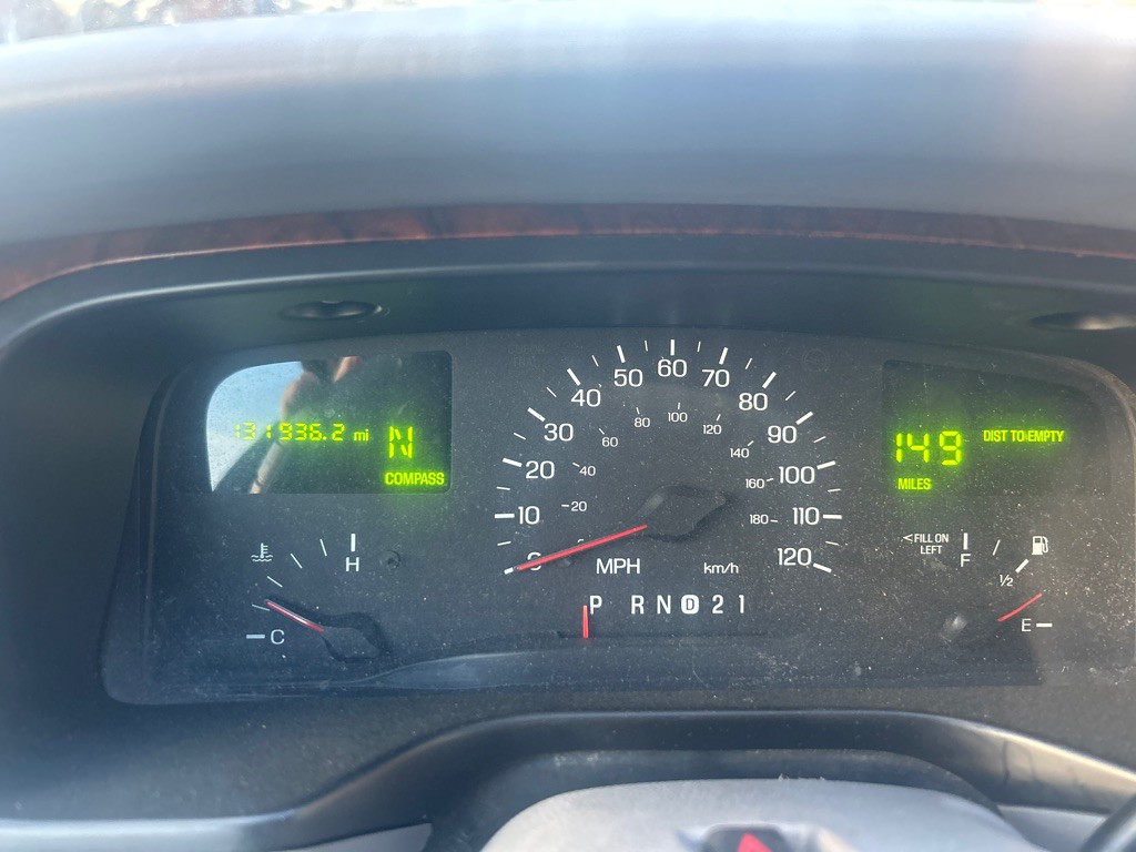 1998 Lincoln Town Car Image 15