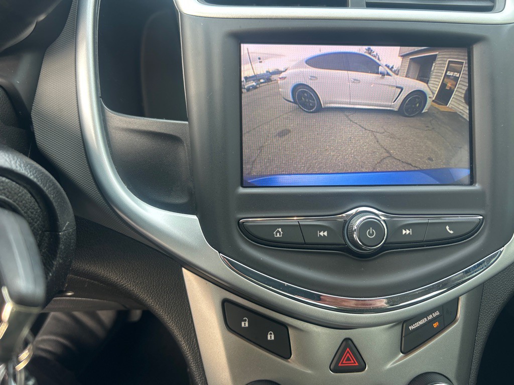 2020 Chevrolet Sonic Image 14