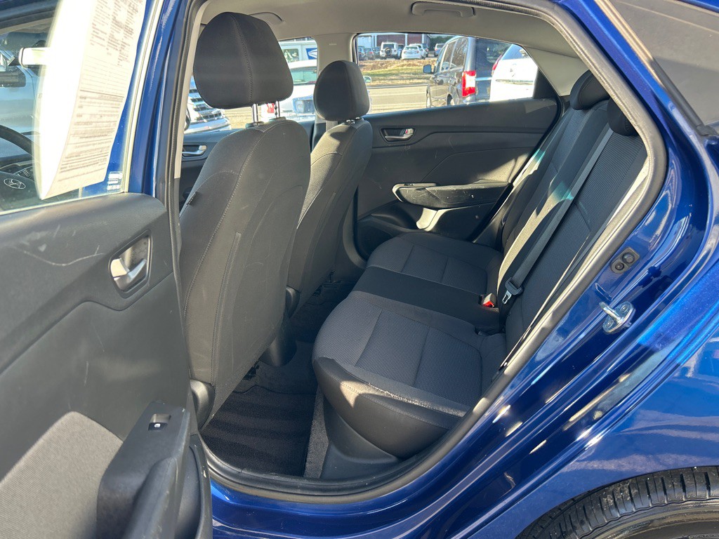 2020 Hyundai Accent Image 6