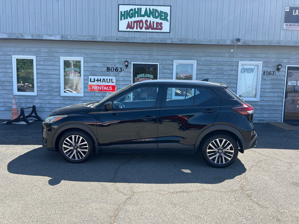 2021 Nissan Kicks Image 1
