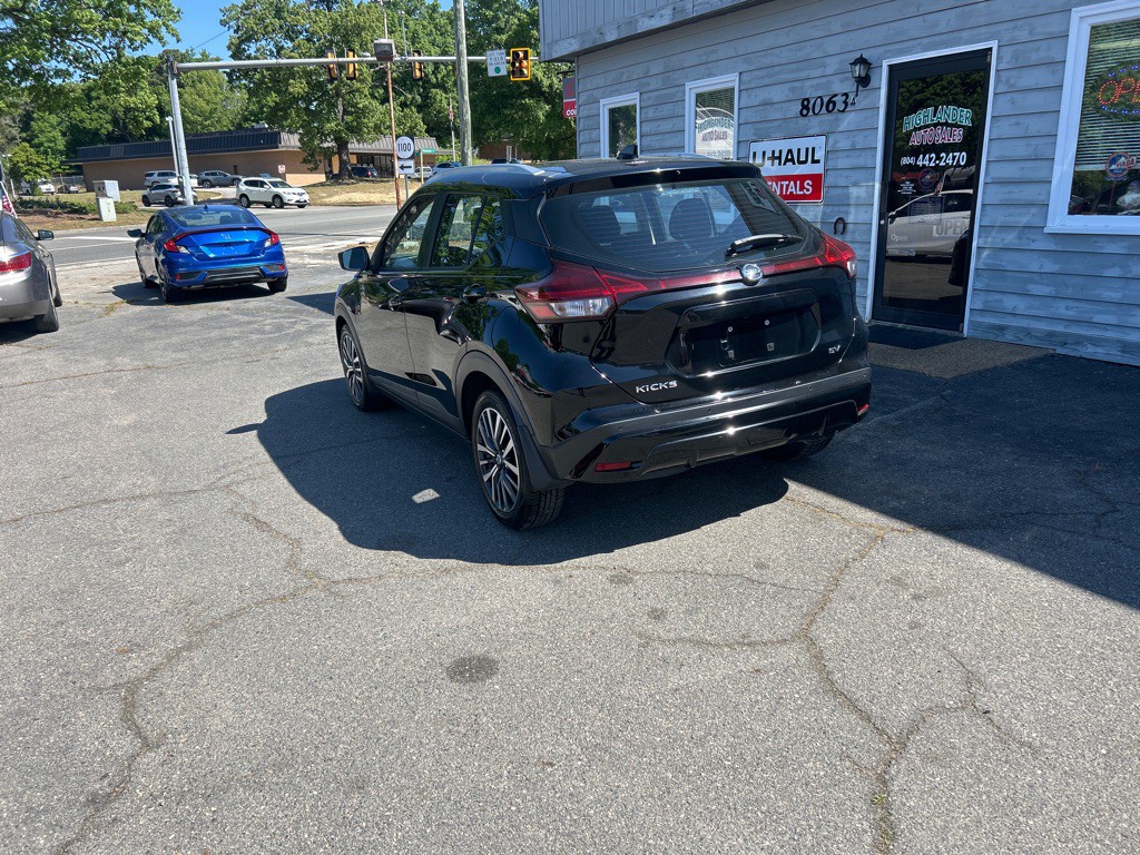 2021 Nissan Kicks Image 8