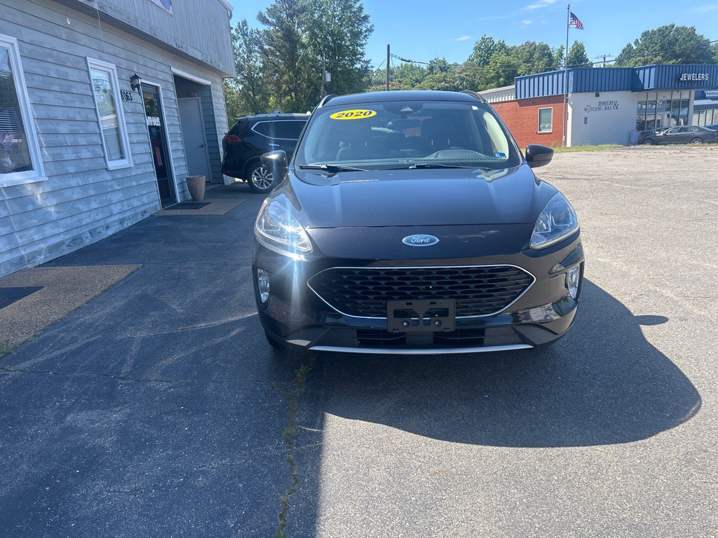 2020 Ford Escape Image 2