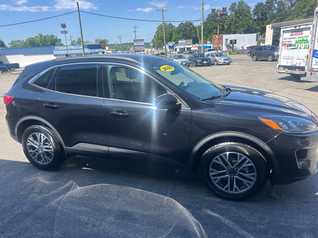 2020 Ford Escape Image 28