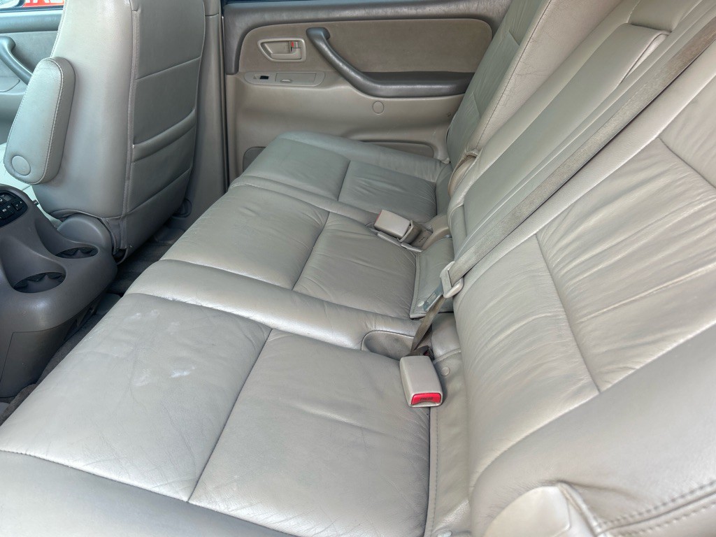 2007 Toyota Sequoia Image 16