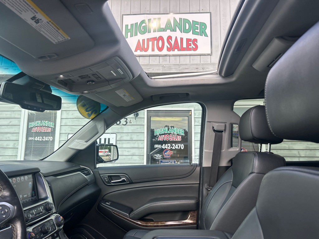 2019 Chevrolet Suburban Image 13