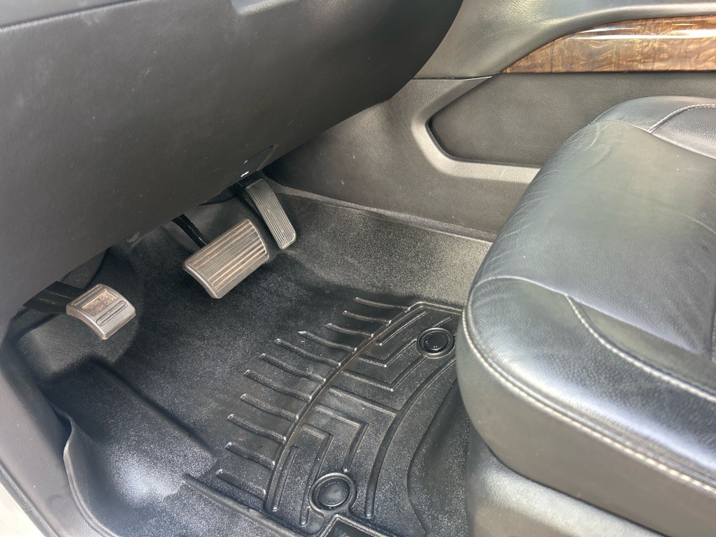 2019 Chevrolet Suburban Image 27