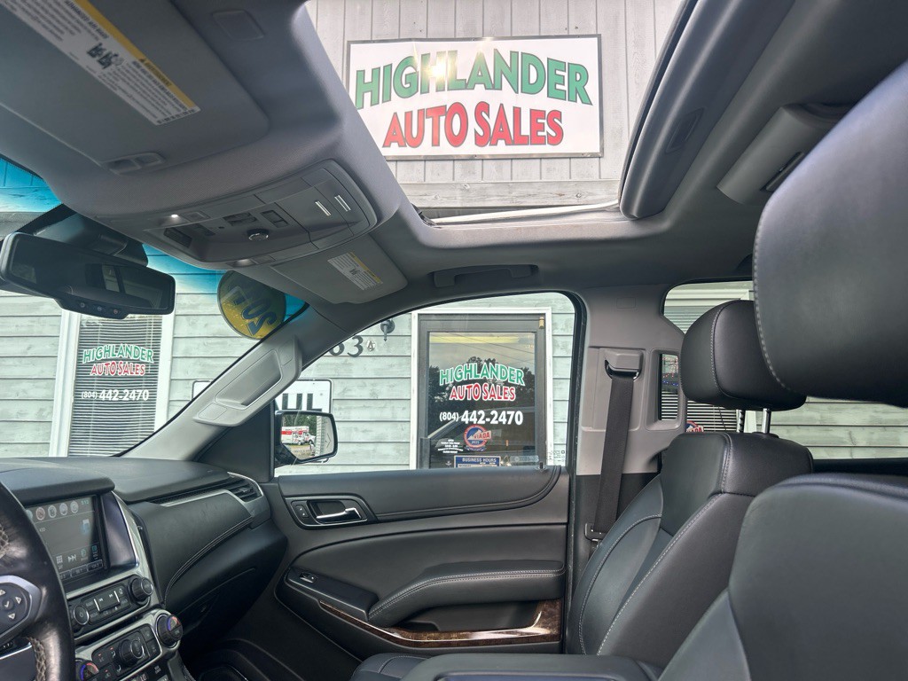 2019 Chevrolet Suburban Image 30