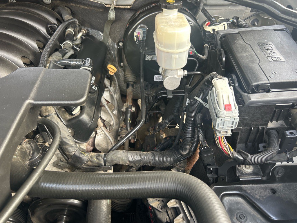 2019 Chevrolet Suburban Image 32