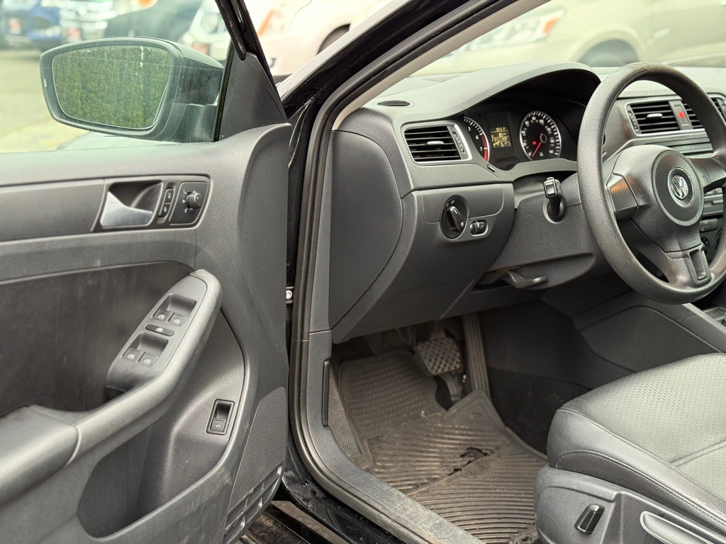 2014 Volkswagen Jetta Image 8