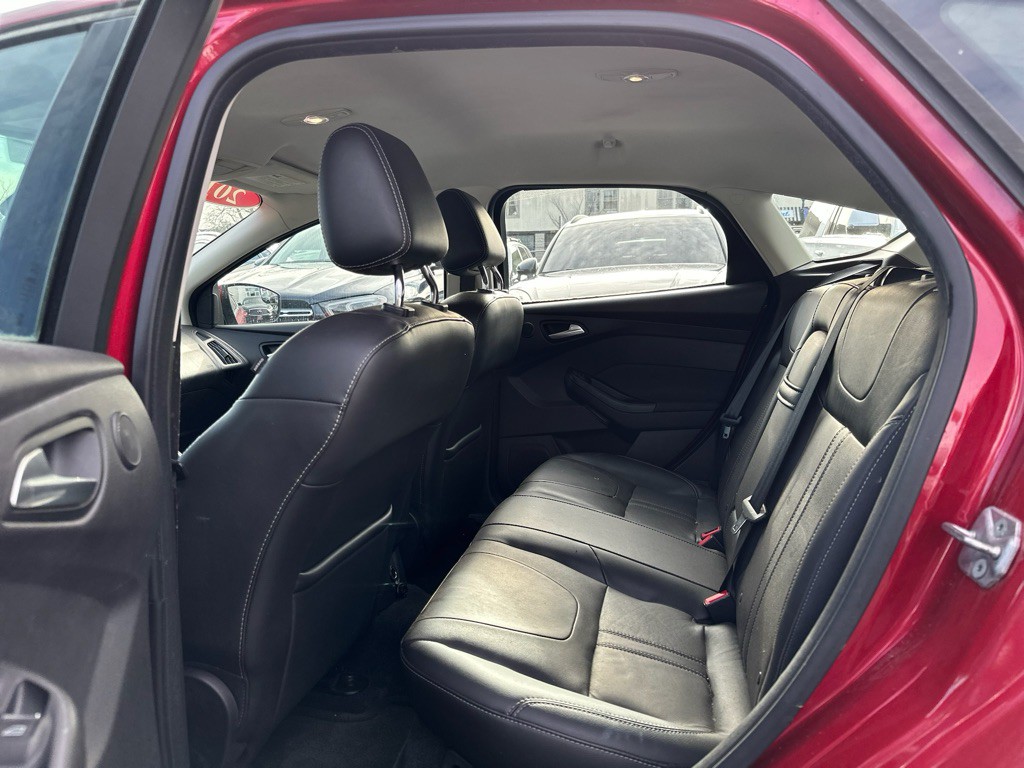 2012 Ford Focus Image 10