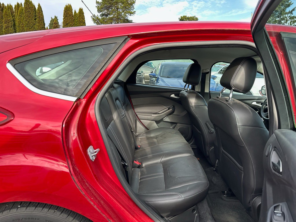 2012 Ford Focus Image 12