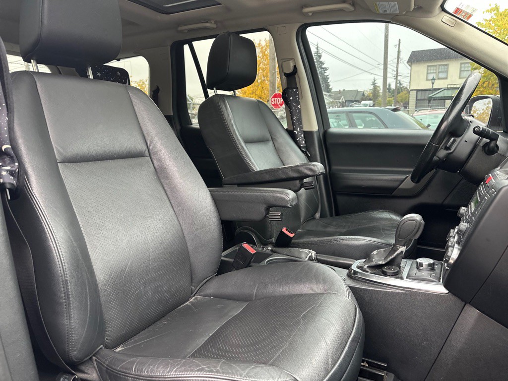 2008 Land Rover LR2 Image 13