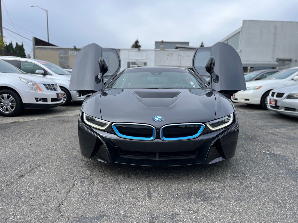 2015 BMW i8 Image 8