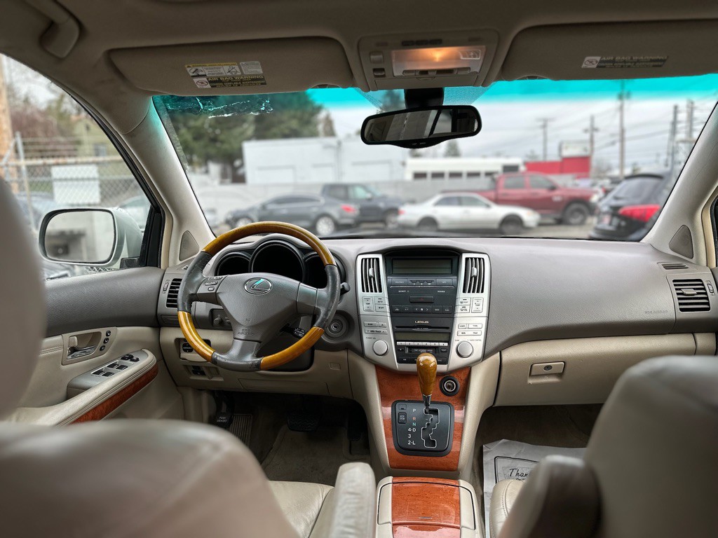 2004 Lexus RX Image 20