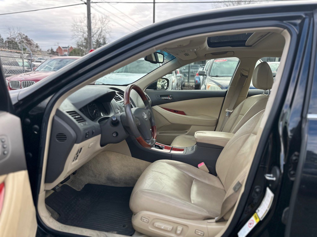2007 Lexus ES Image 8