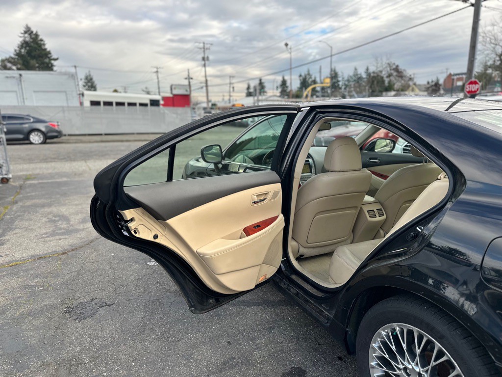 2007 Lexus ES Image 10