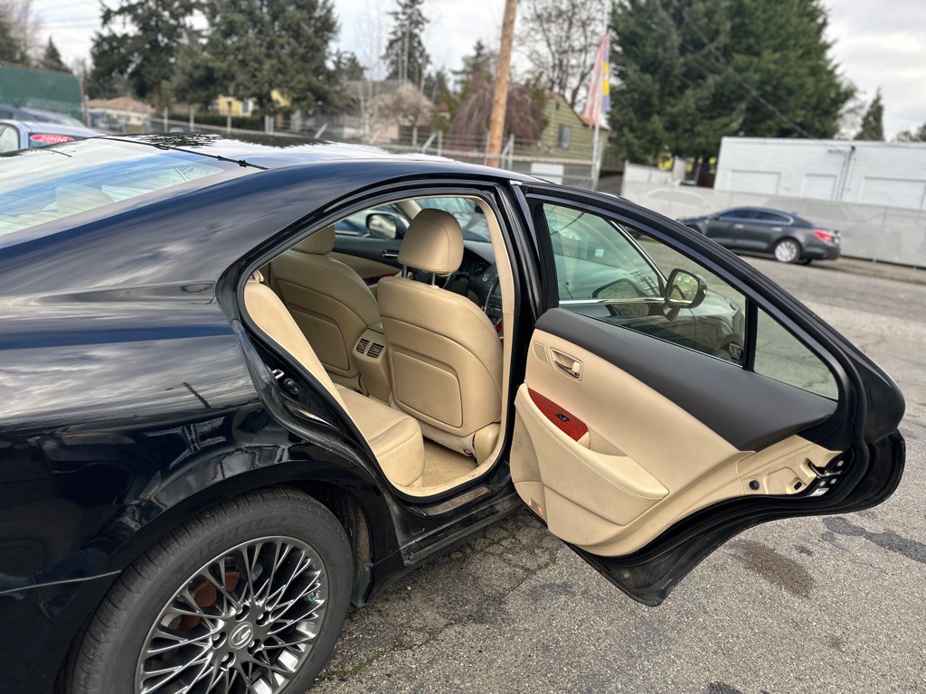 2007 Lexus ES Image 17