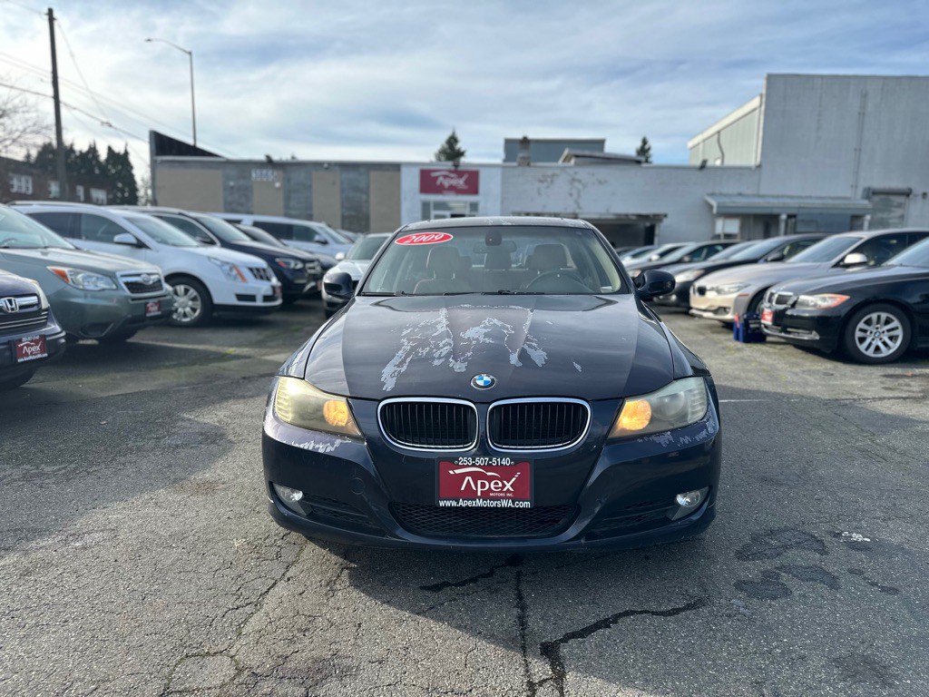 2009 BMW 3 Series Image 2