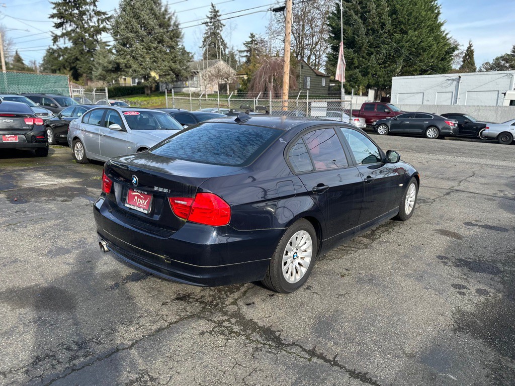 2009 BMW 3 Series Image 5