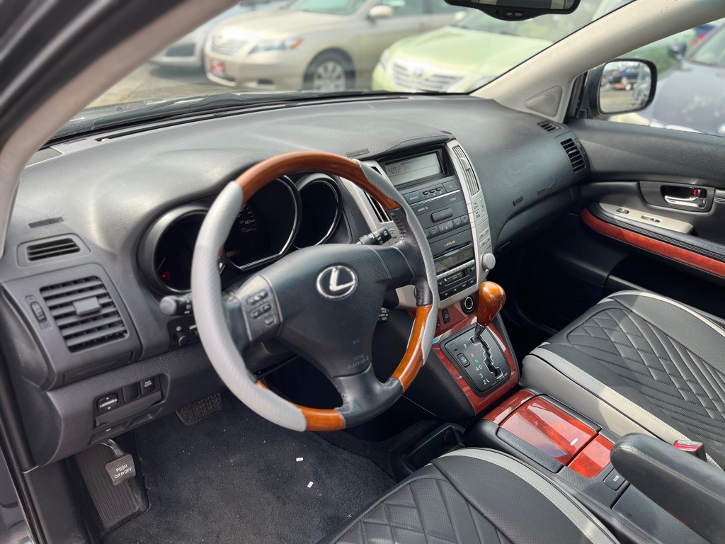 2004 Lexus RX 330 Image 10